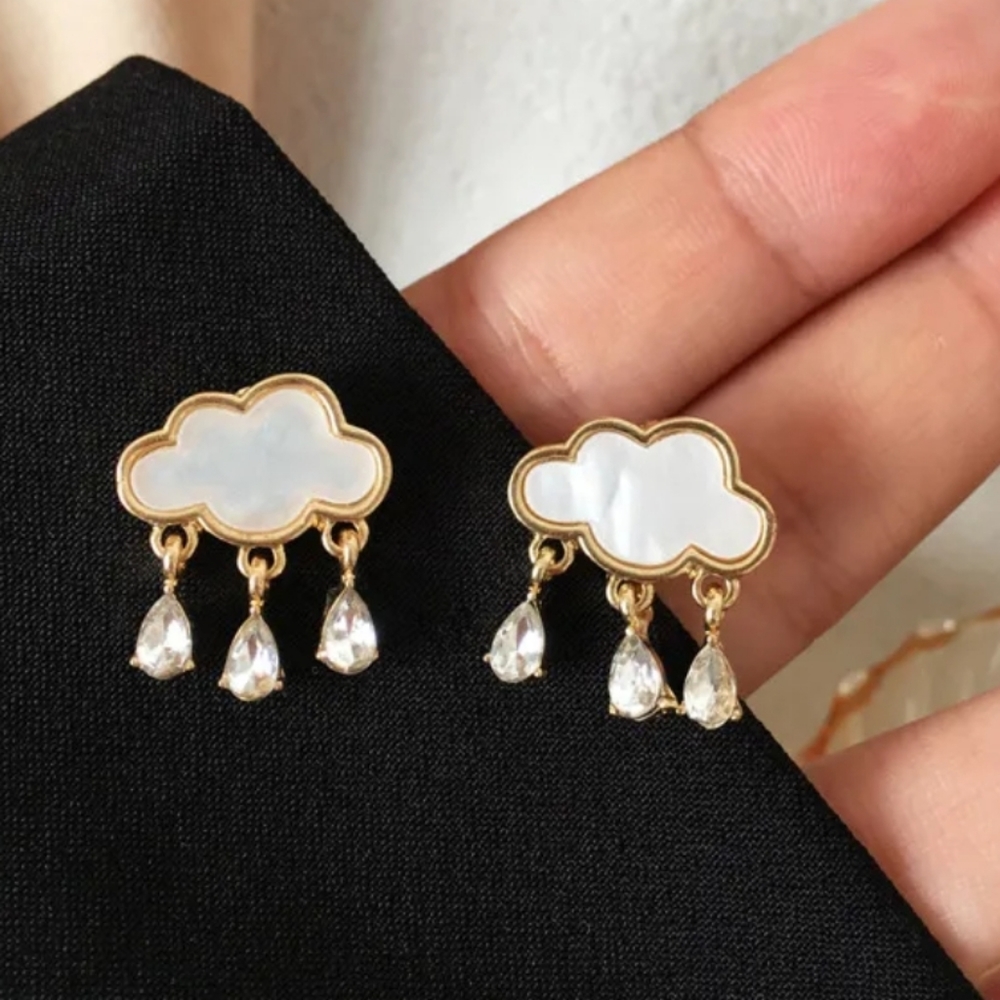 Cloudy Dreams Earrings